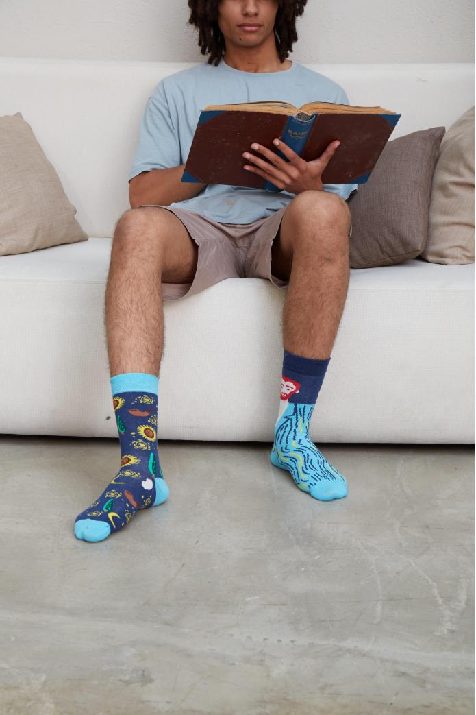 Sağlı Sollu Van Gogh Desenli Renkli Çorap